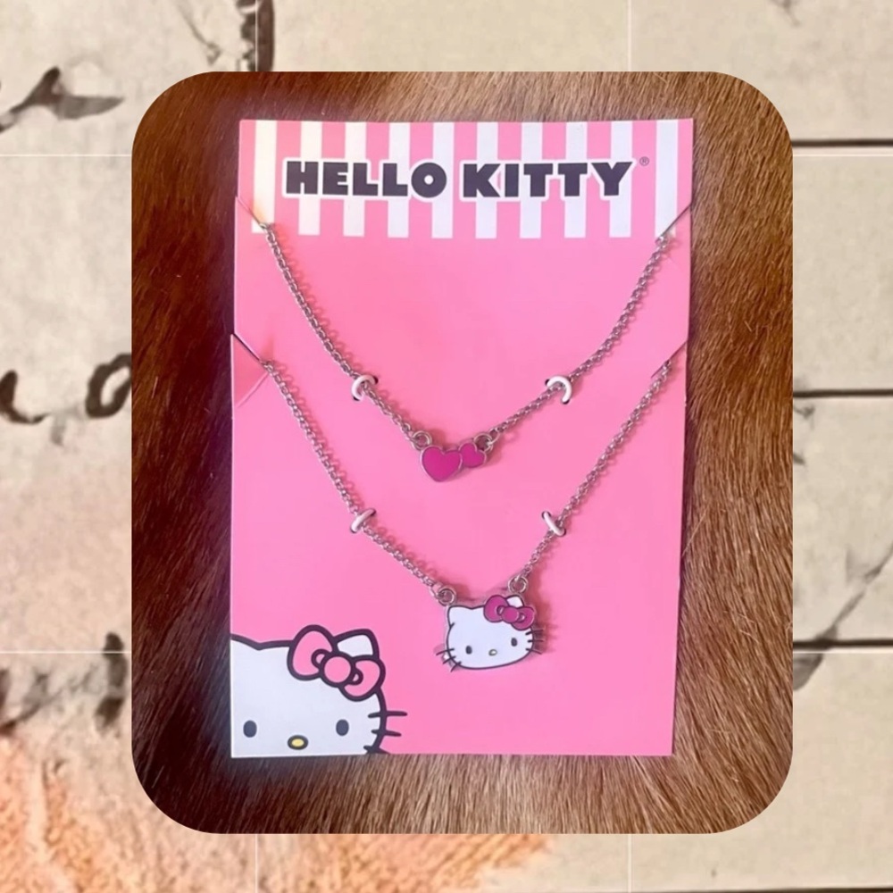 (women’s) 🏷️🆕🎉 hello kitty sanrio necklace set